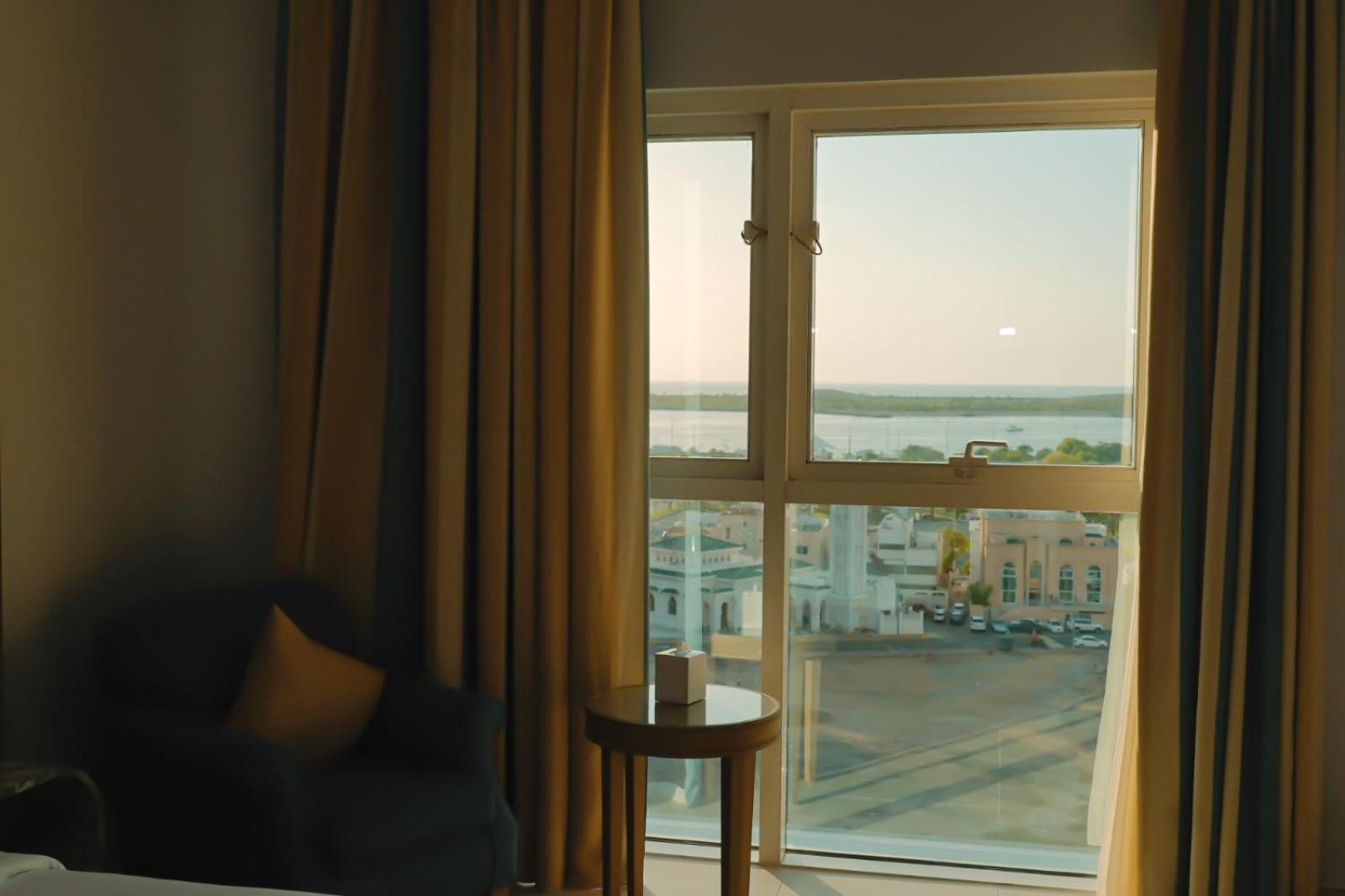 Sheraton Khalidiya Отель Абу-Даби