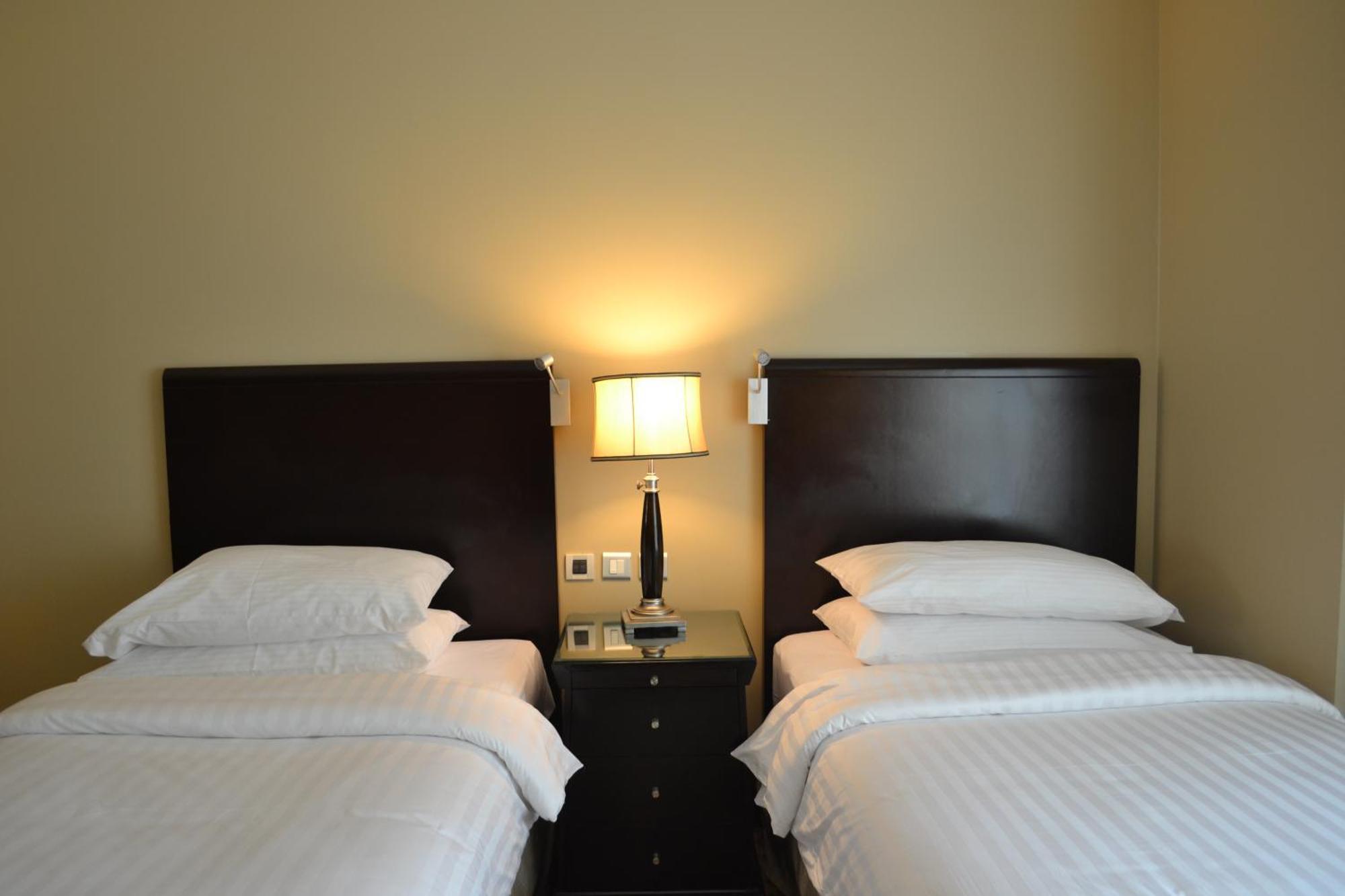 Отель Sheraton Khalidiya 4*