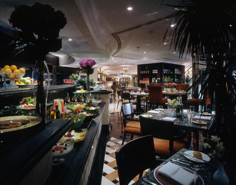 Sheraton Khalidiya 4*