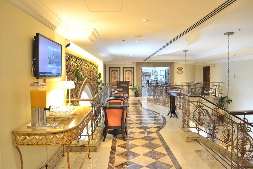 Отель Sheraton Khalidiya