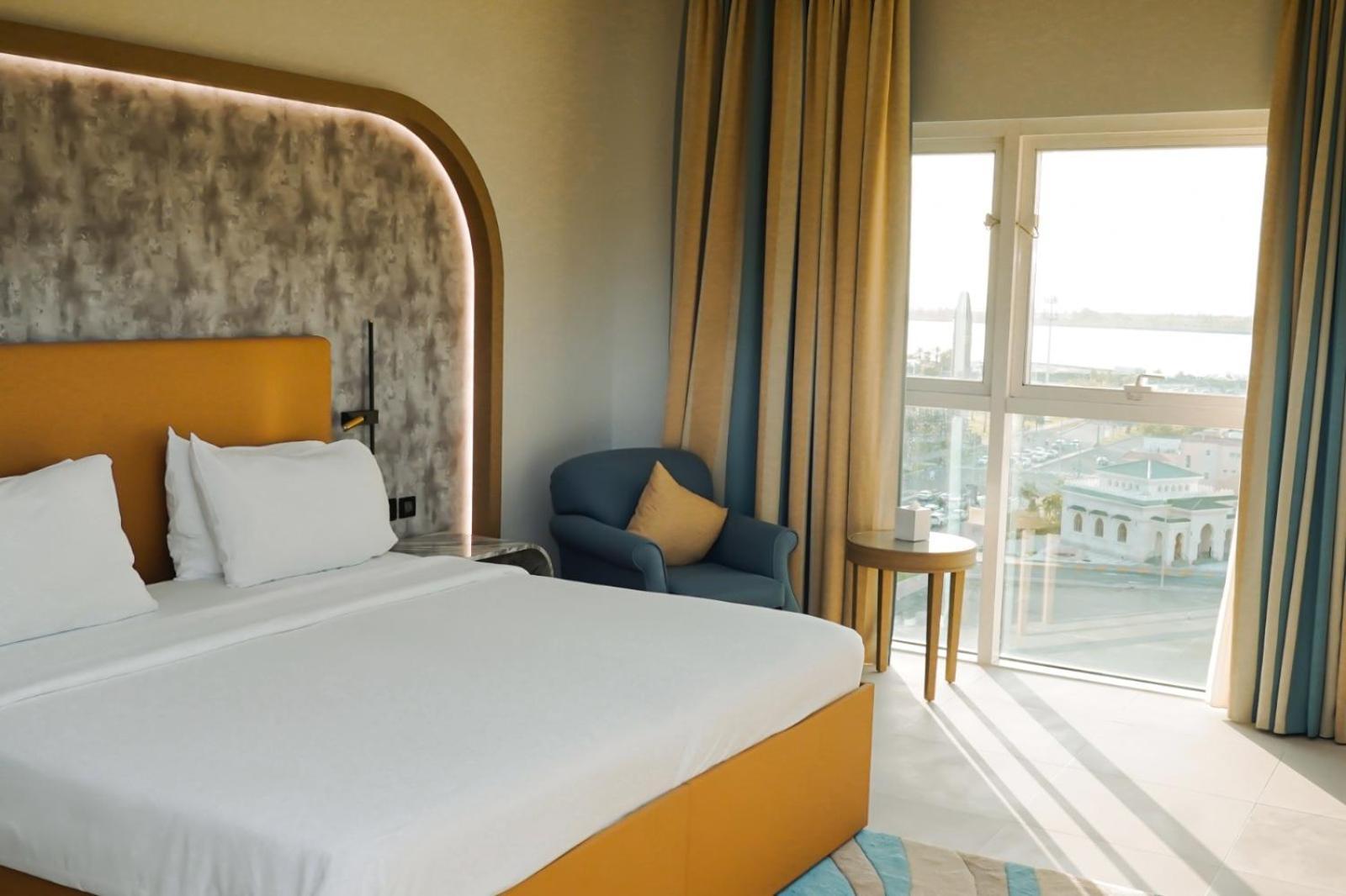 Sheraton Khalidiya 4*