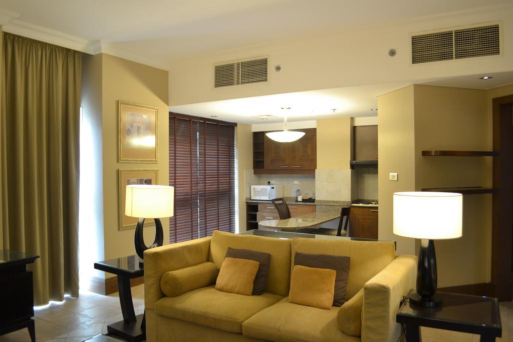 Sheraton Khalidiya Hotel 4*